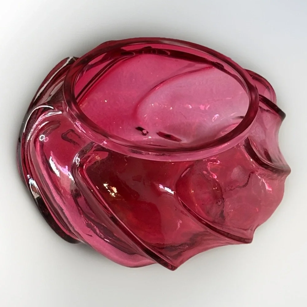 Fenton Art‎ Glass Wave Crest Candy Puff Cranberry 4 1/2